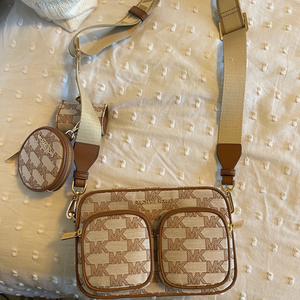 Michael Kors Crossbody